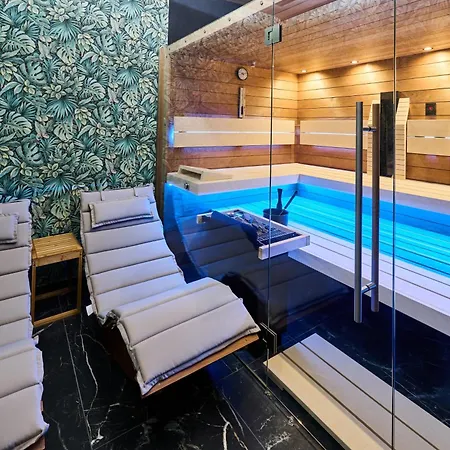 Grandis Premium Aparthotel 4*