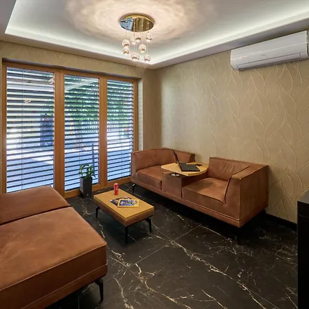 Aparthotel Grandis Premium 4*