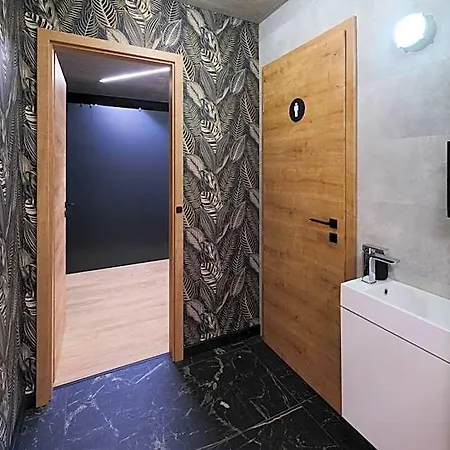 Grandis Premium Aparthotel