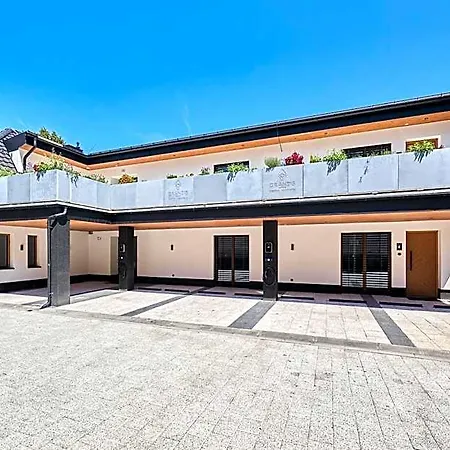 Grandis Premium Aparthotel 4*